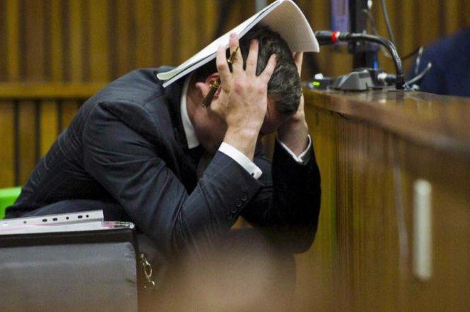 Pistorius placze podczas procesu