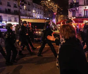 Burzliwe protesty przeciwko reformie emerytalnej. W Paryżu aresztowano 76 osób