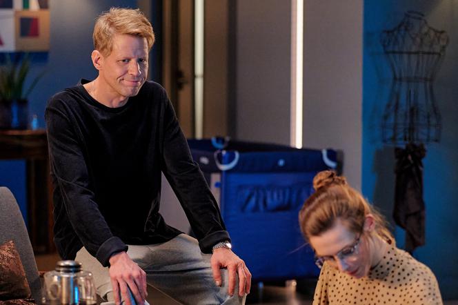 BrzydUla 2, odcinek 201: Ula (Julia Kamińska), Sebastian (Łukasz Garlicki)