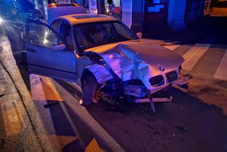 Wronki: Kierowca BMW uderzył w witrynę sklepową