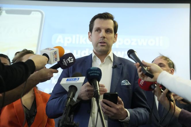  Tobiasz Bocheński składa pierwszą obietnicę warszawiakom 