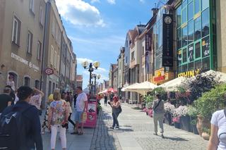 Dni Olsztyna 2023. Rękodzieła, tradycyjne jedzenie i tłumy na Jarmarku Jakubowym