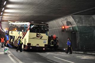 Szwajcaria: Wypadek autokaru w tunelu na autostradzie A9