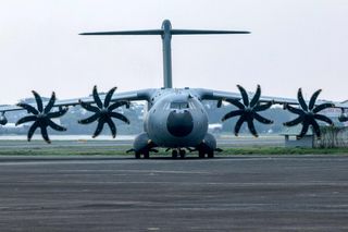 Airbus A400M Atlas, A330 MRTT.