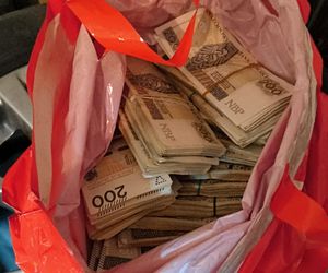 Policja zatrzymała recydywistę z narkotykami, bronią i milionem złotych!