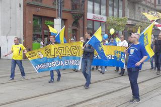 Obrazki z marszu górnośląskich autonomistów