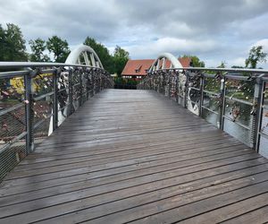 Miłość na kłódkę. Tu zakochani zostawiają symbol swoich uczuć!