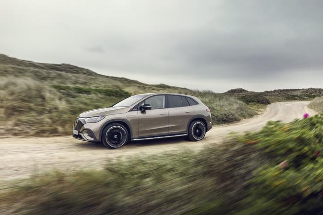 Mercedes EQE SUV (2023)