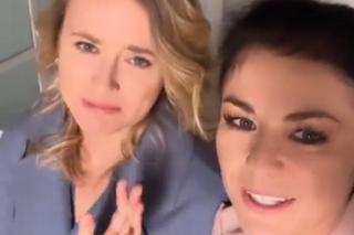 M jak miłość na planie. Julia (Marta Chodorowska), Kinga (Katarzyna Cichopek)