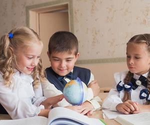 Bony dla pierwszaków i maturzystów szkół polskich na Litwie. Ile pieniędzy otrzymają?