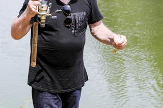 Ksiądz został rybakiem