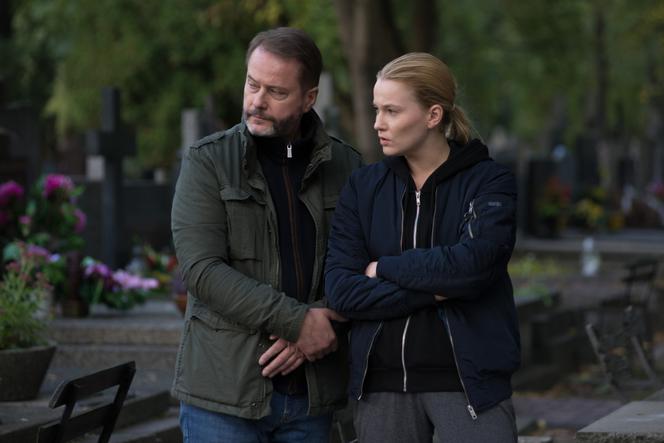 Odwróceni 2 sezon. Ojcowie i córki odc. 3. Sikora (Artur Żmijewski), Lidka (Joanna Balasz)