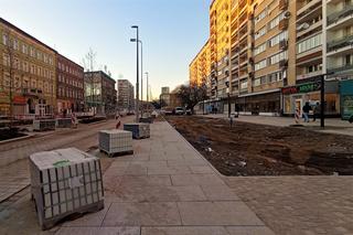 Nowe latarnie na remontowanej alei Wojska Polskiego