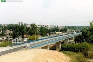 Budowa wiaduktu na trasie N-S Starachowice/ Sierpień 1999