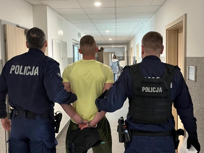 Akcja policjantów z Rubinkowa w Grębocinie! Amfetamina pogrążyła mężczyznę