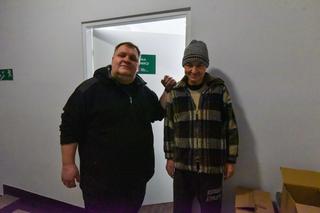 Ksiądz Bar buduje bar mleczny dla potrzebujących