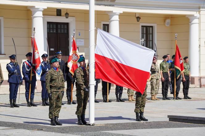 Obchody Święta Wojska Polskiego w Białymstoku. Zobacz jak mieszkańcy uczcili 15 sierpnia [ZDJĘCIA]