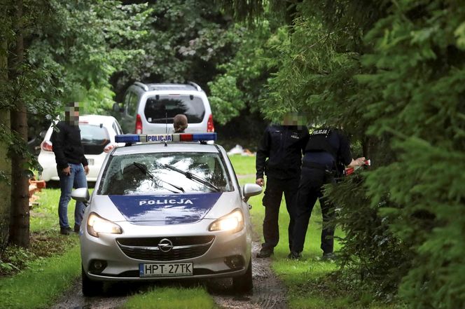 Syn zabił rodziców?! Szukali go policjanci z trzech województw
