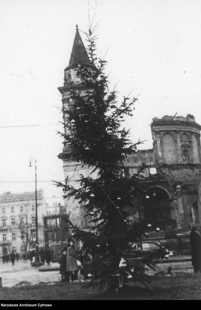 Święta w czasach PRL-u. "W całej chałupie pachniało wędlinami"