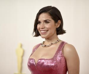 Oscary 2024: America Ferrera w sukni Versace