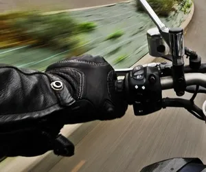 Tragiczna śmierć motocyklisty. Nie przeżył zderzenia z citroenem