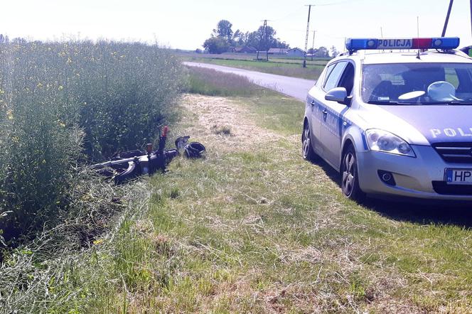 Motocyklista próbował ucieczki, skończyło się wywrotką