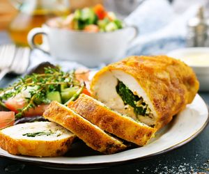 Pieczone roladki z piersi kurczaka - przepis na niebo na talerzu