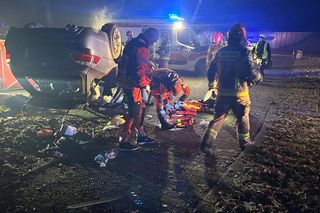 Kędzierzyn-Koźle. Śmiertelny wypadek na ul. Łukasiewicza. Dachowało BMW [ZDJĘCIA]. 