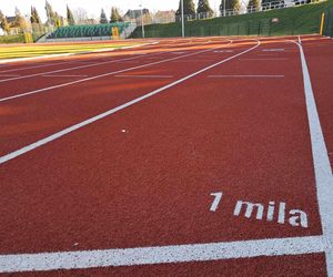 Stadion w Starachowicach gotowy. Kiedy na murawę wybiegną piłkarze?