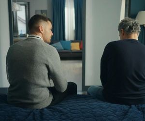 Barwy szczęścia, odcinek 3197. Darek (Andrzej Niemyt), Karol (Jan Wieczorkowski)