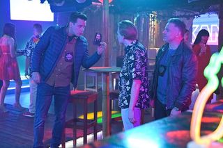 Pierwsza miłość, odcinek 4014: Hubert (Rafał Szałajko), Piotrek (Michał Mikołajczak)