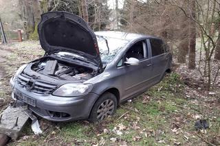Santoczno: Rozbił auto i ukrył się w domu. Znaleźli go policjanci