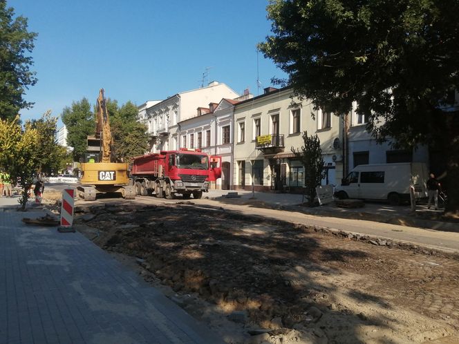 Remont ul. Piłsudskiego w Siedlcach, natrafiono na ciekawe znalezisko