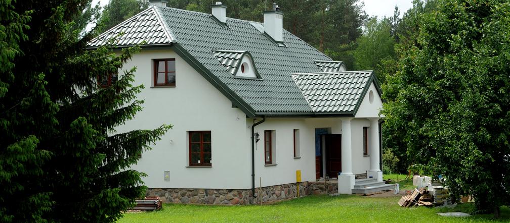 Oblejemy z Bronkiem nowy dworek