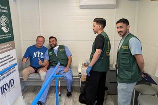 Protetycy z Arabii Saudyjskiej wykonują protezy w Polsce.