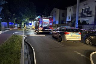 Antyterroryści zatrzymali mężczyznę w Ząbkach. Zabarykadował się w domu