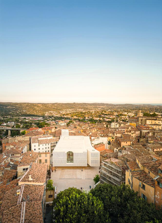 Mediateka Charlesa Nègre’a w Grasse_Ivry Serres Architecture_Beaudouin Architects_03