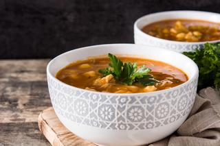 Jesienna zupa z mięsem mielonym. Łatwa, pyszna i rozgrzewająca w pochmurny dzień