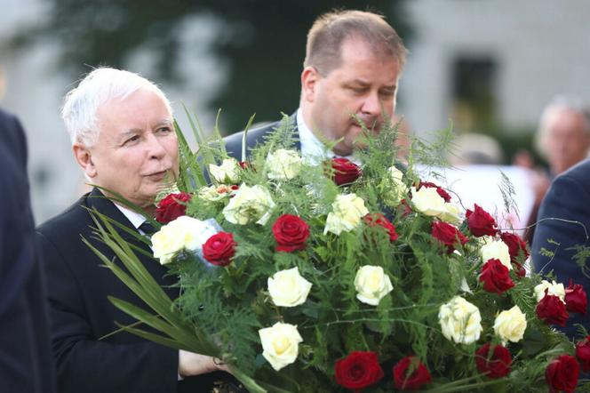 Kierowca Kaczyńskiego to milioner 