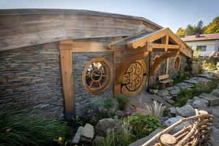  Pagórek hobbita w Brennej - jedyny taki dom w Polsce! 