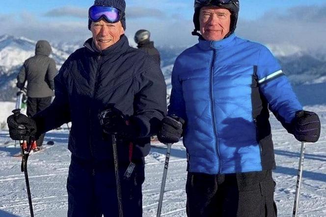 Clint Eastwood i Arnold Schwarzenegger na nartach