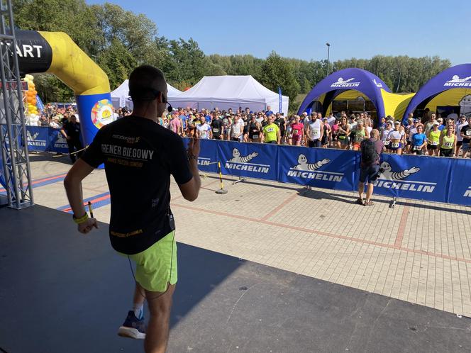 Kilometry Pomocy Michelin 2024. Sportowe emocje na plaży miejskiej w Olsztynie. Zobacz zdjęcia!