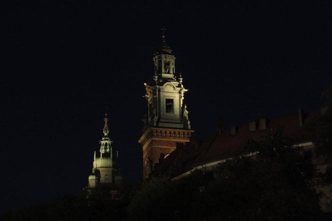 Wawel wieczorową porą