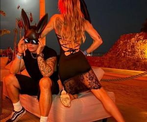 Nocne szaleństwo Dody! Maska królika i seksowna mini