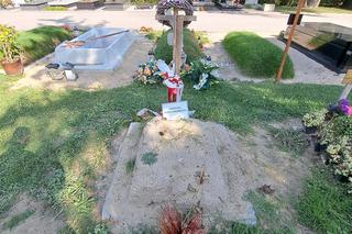 Powązki Wojskowe wrzesień 2023. Grób Barbary Borys-Damięckiej