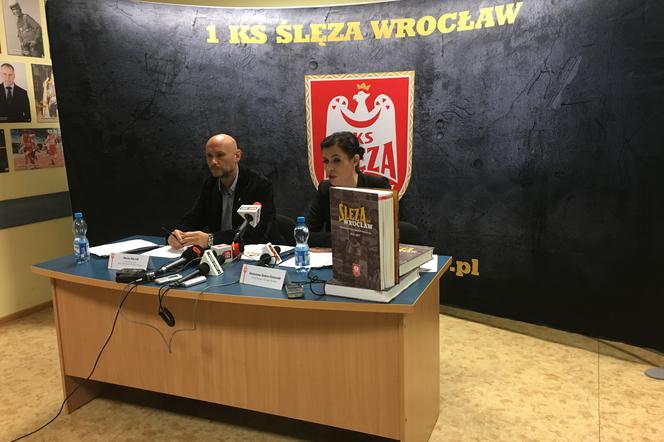 Prezes Ślęzy ogłosiła swoje stanowisko podczas konferencji prasowej