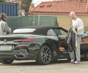 Michał Szpak. Na nogach ma racice