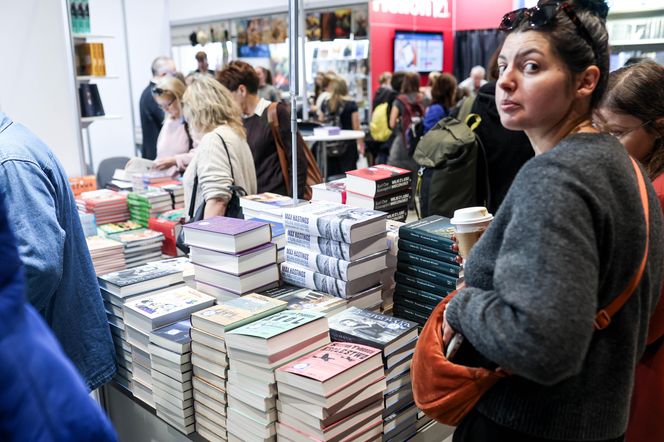 Targi Książki w Katowicach to okazja do zdobycia autografów pisarzy