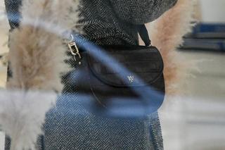 Beata Ścibakówna parkuje na zakazie