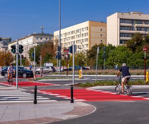 Efekty remontu pl. Na Rozdrożu w Warszawie